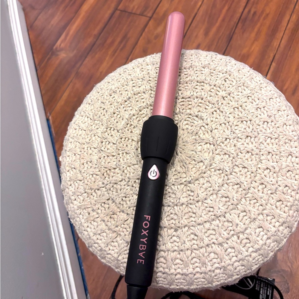 FoxyBae Rose Gold Curling Wand